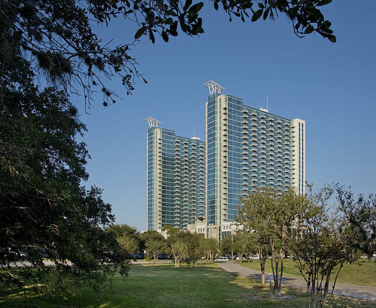 5925 Almeda Road, Unit 11508 Houston, TX 77004 - Photo 21 of 44 a view of a building with a yard