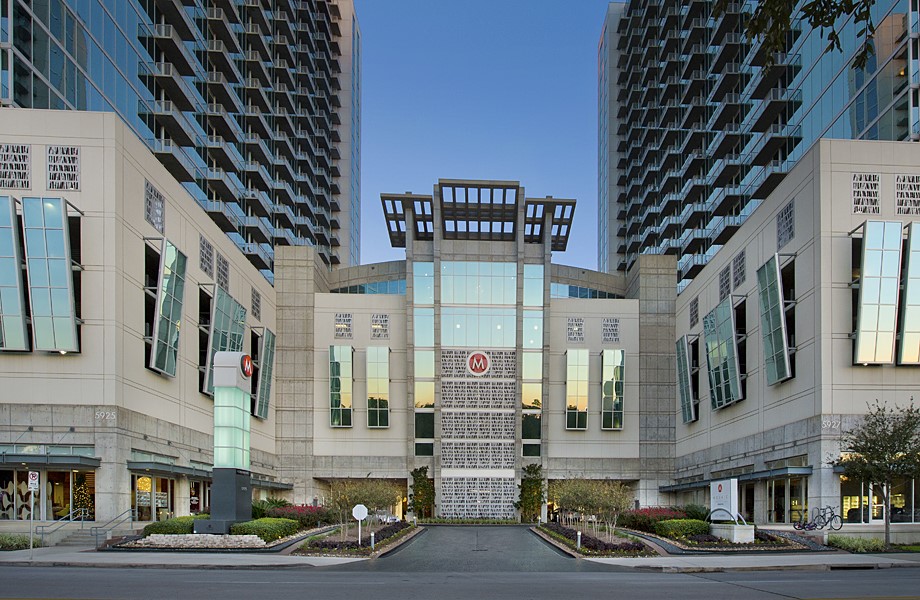 5925 Almeda Road, Unit 11508 Houston, TX 77004 - Photo 22 of 44 a front view of a building with street view
