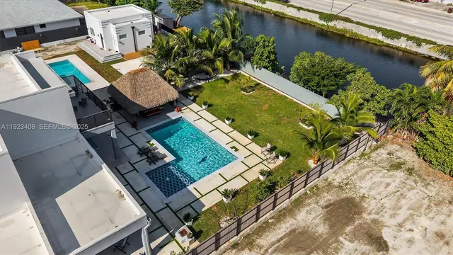 $2,535,000 | 81 South Royal Poinciana Boulevard, Miami Springs, FL 33166