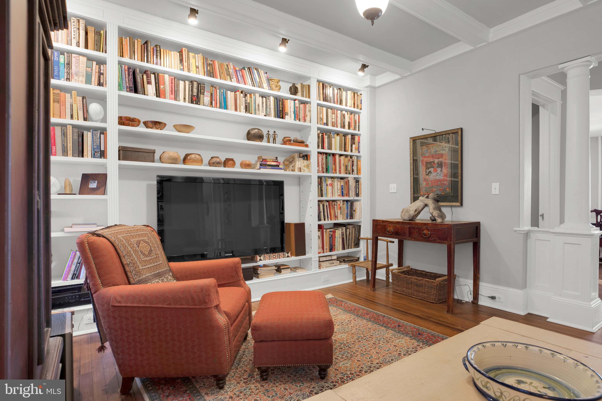 1736 Columbia Road Northwest, Unit 301 Washington, DC 20009 - Photo 17 of 68 Beautiful hardwoods accent den