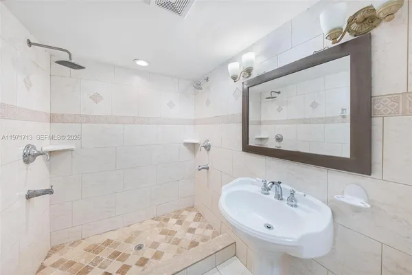 $799,000 | 1140 Southwest 85th Court, Miami, FL 33144