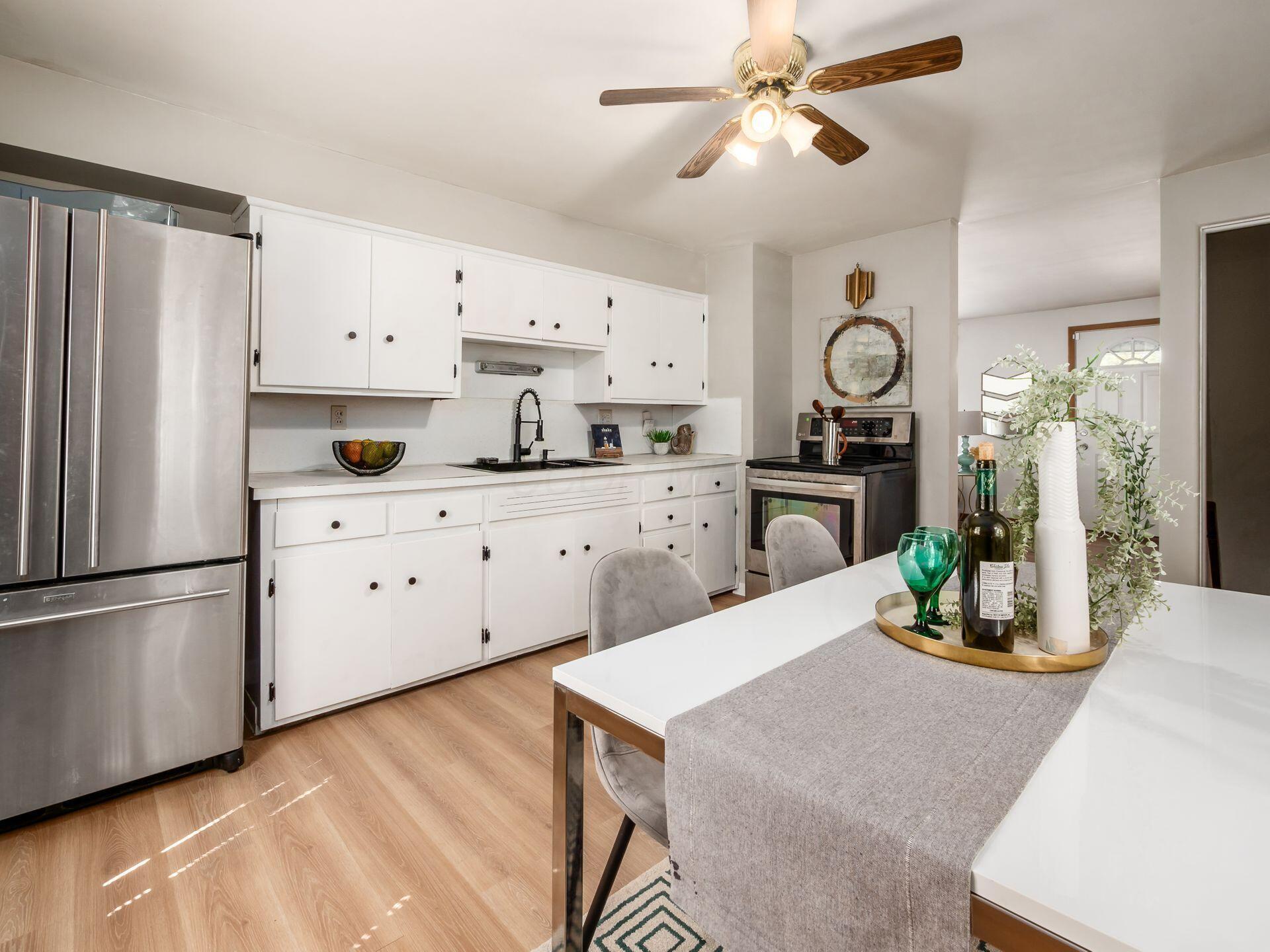 3477 Eakin Road Columbus, OH 43204 - Photo 5 of 29 Kitchen