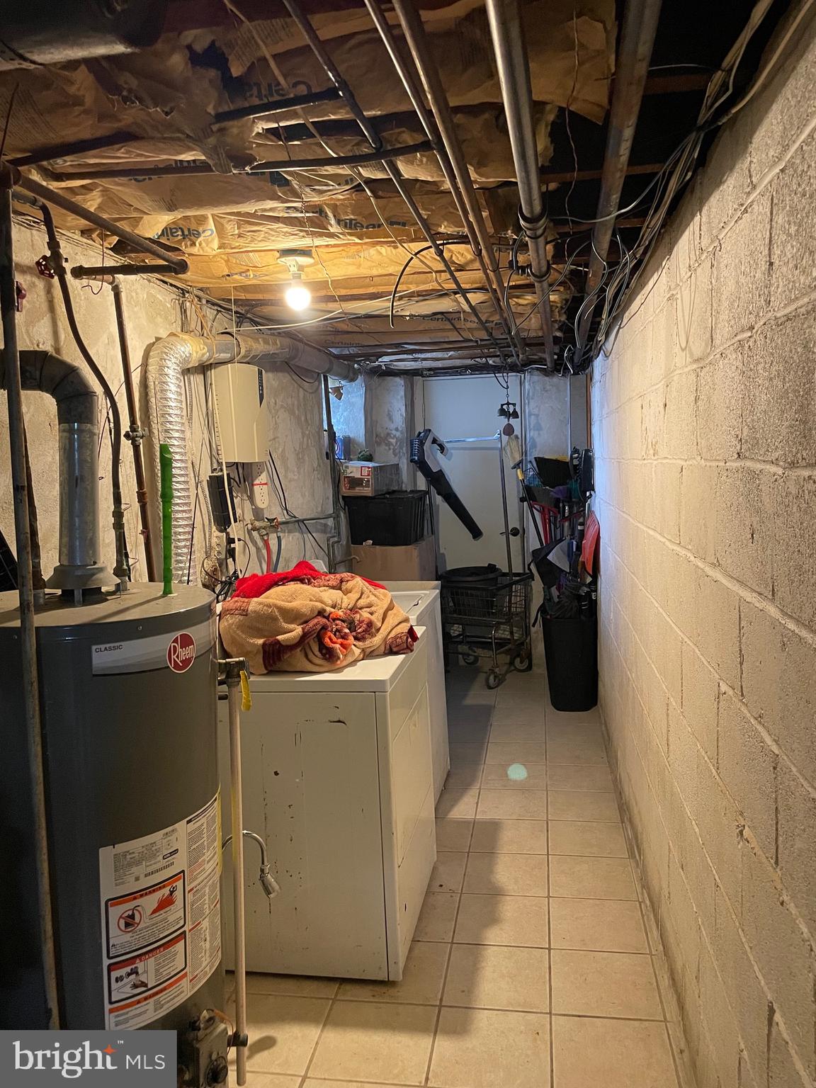 1141 Gilham Street Philadelphia, PA 19111 - Photo 13 of 16 a utility room with dryer and washer
