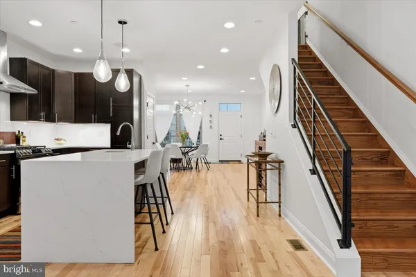 $5,200 | 159 Green Lane, Philadelphia, PA 19127