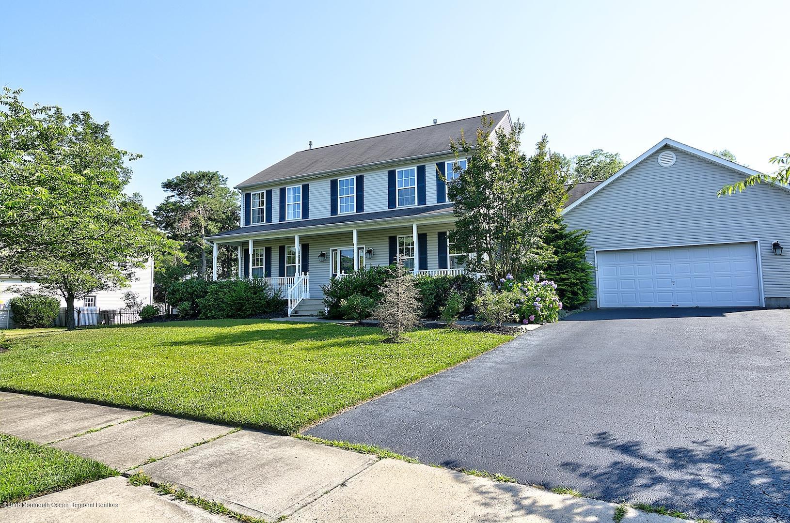 36 Hannah Lee Road Barnegat, NJ 08005 - Photo 1 of 43 36 Hannah 4