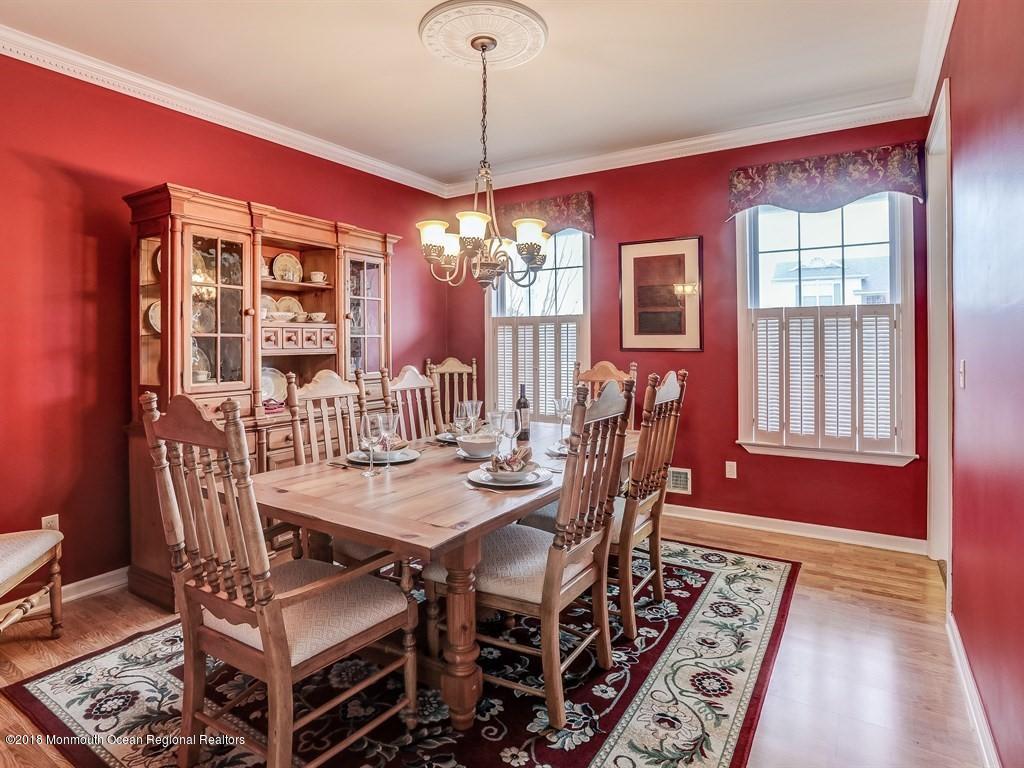 36 Hannah Lee Road Barnegat, NJ 08005 - Photo 11 of 43 010_Dining