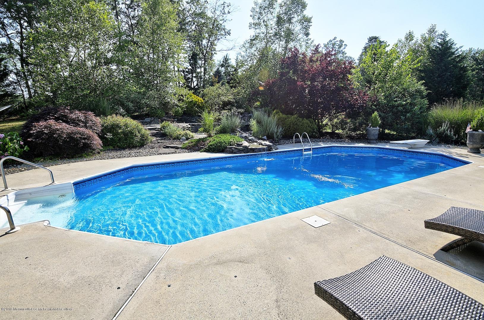 36 Hannah Lee Road Barnegat, NJ 08005 - Photo 38 of 43 36 Hannah 1