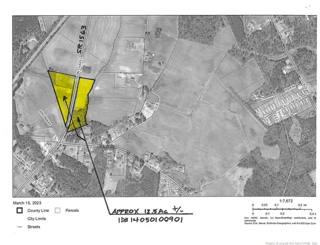 a view of a swimming pool