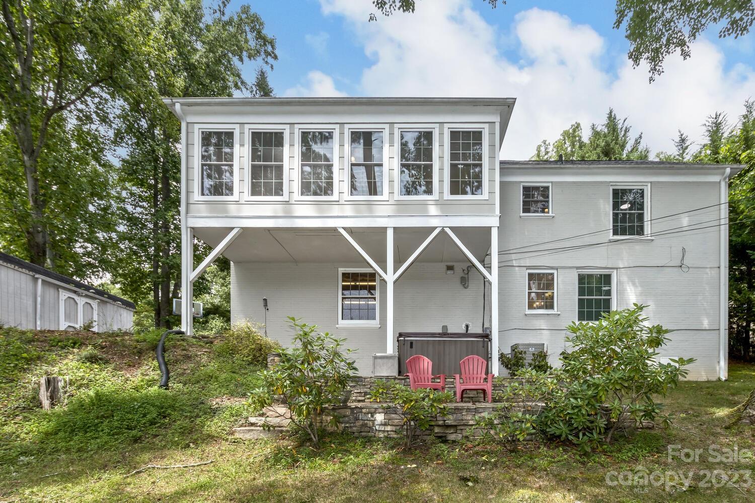 33 Woodcrest Road Asheville, NC 28804 - Photo 42 of 46 Gallery Image 42