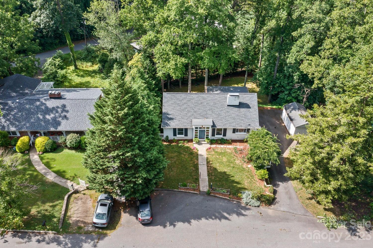 33 Woodcrest Road Asheville, NC 28804 - Photo 44 of 46 Gallery Image 44