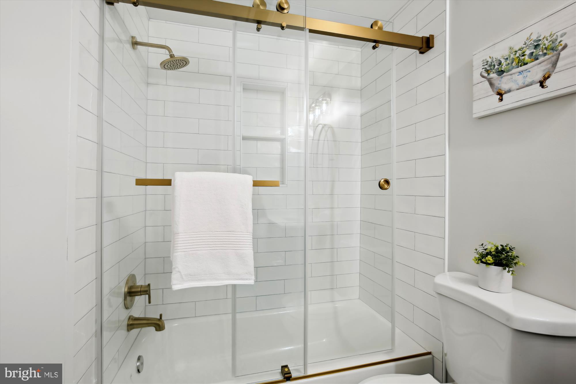 4141 North Henderson Road, Unit 224 Arlington, VA 22203 - Photo 19 of 31