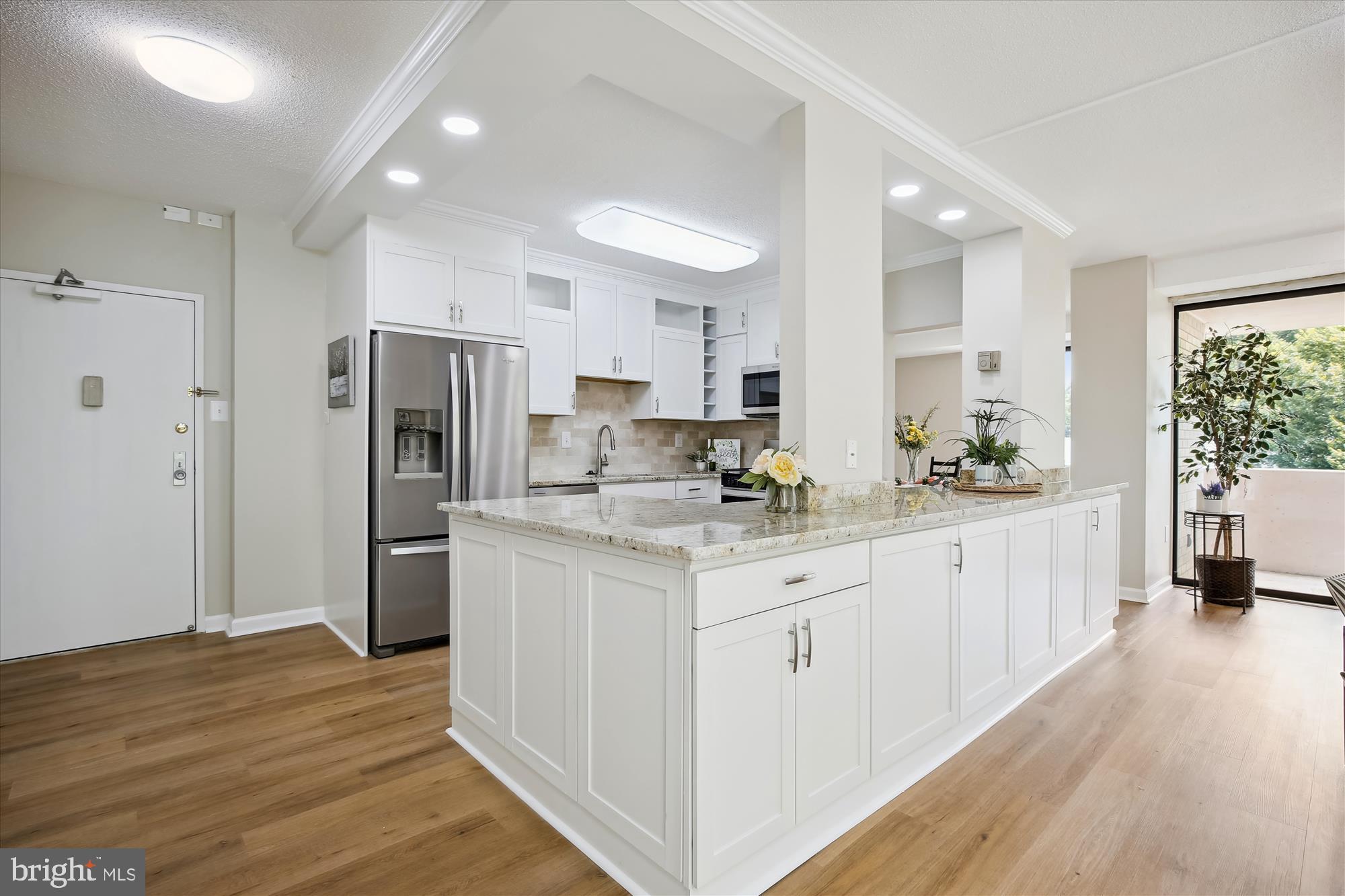 4141 North Henderson Road, Unit 224 Arlington, VA 22203 - Photo 2 of 31