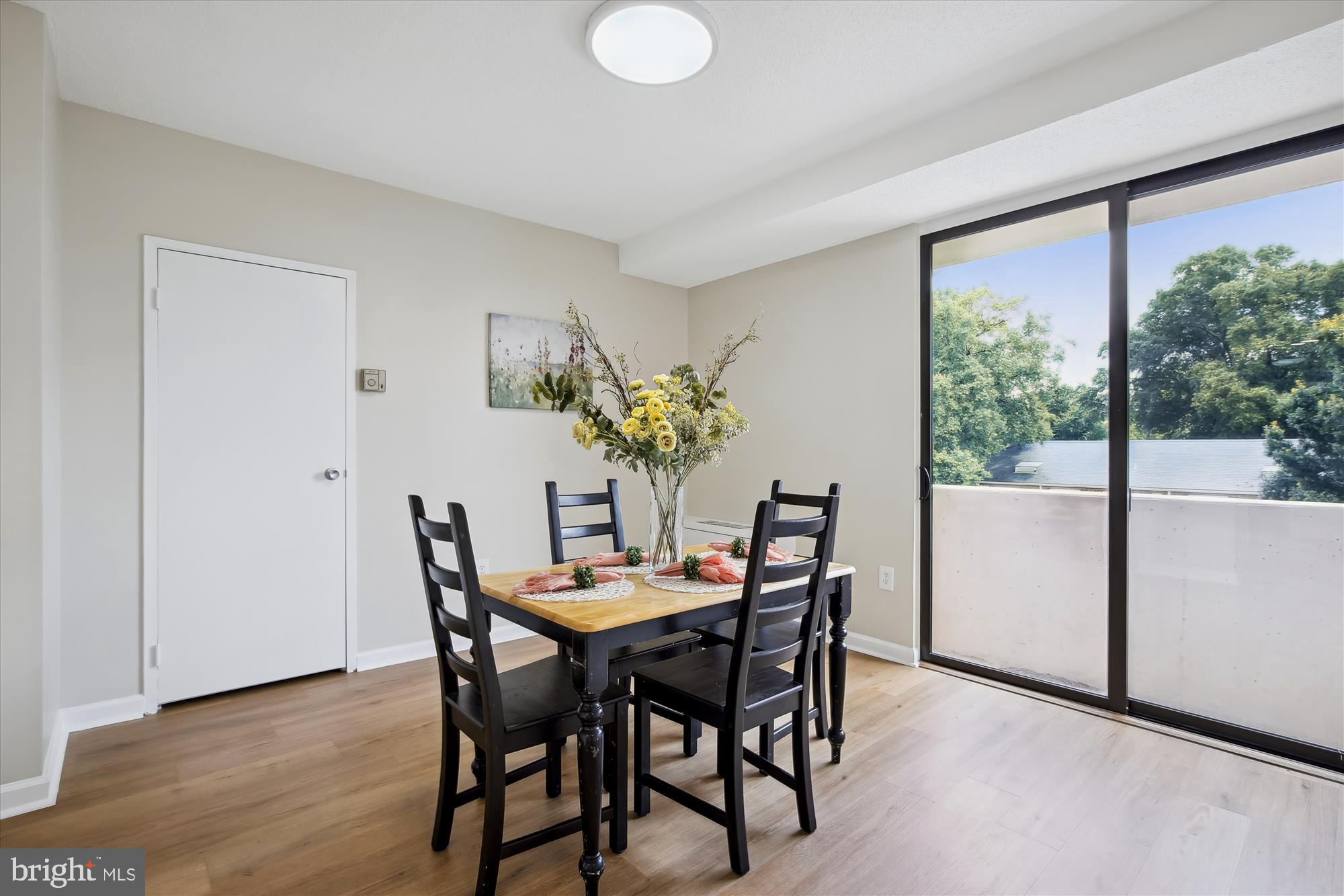 4141 North Henderson Road, Unit 224 Arlington, VA 22203 - Photo 10 of 31