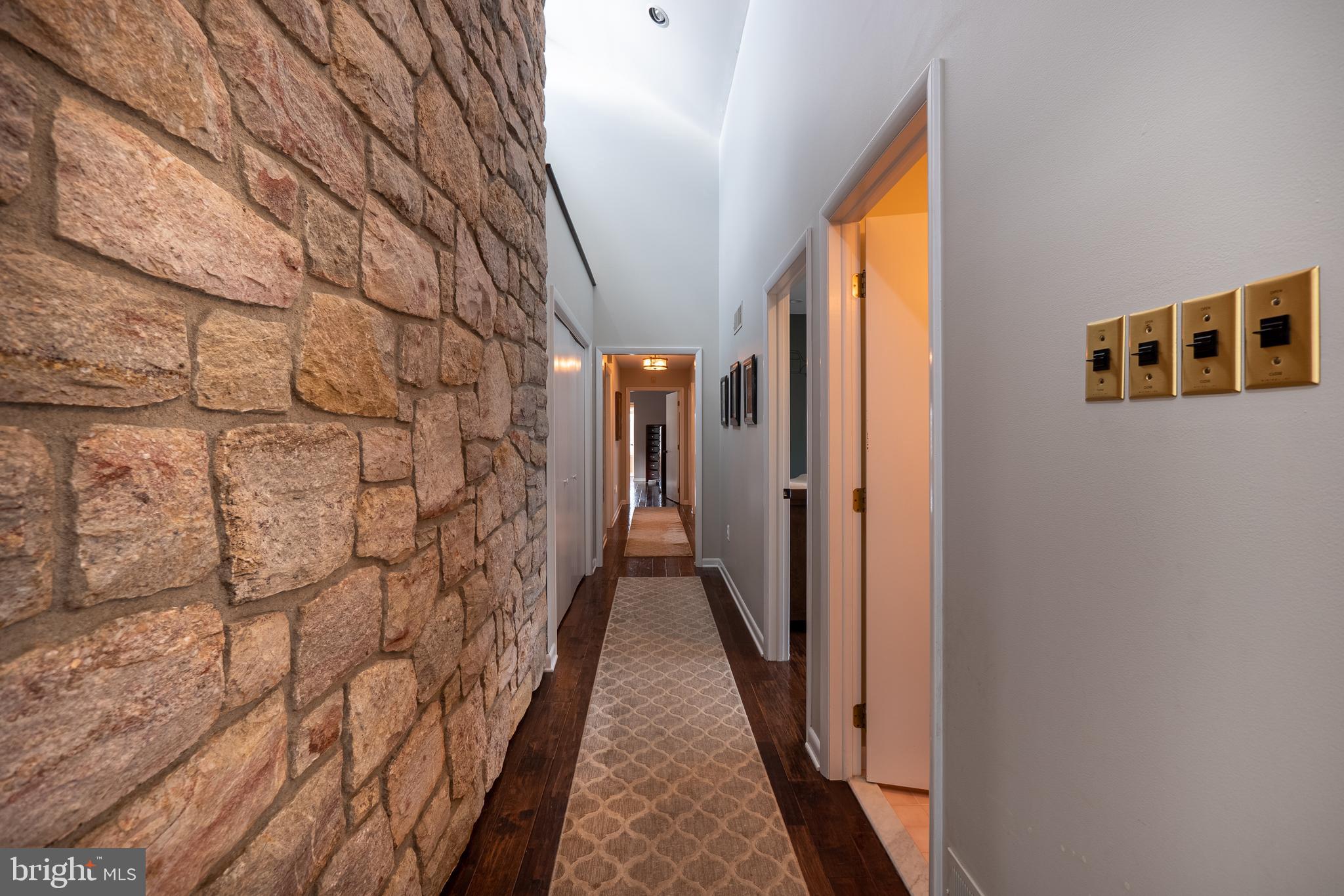 8166 Valley Road Fogelsville, PA 18051 - Photo 16 of 46 Gallery Image 16