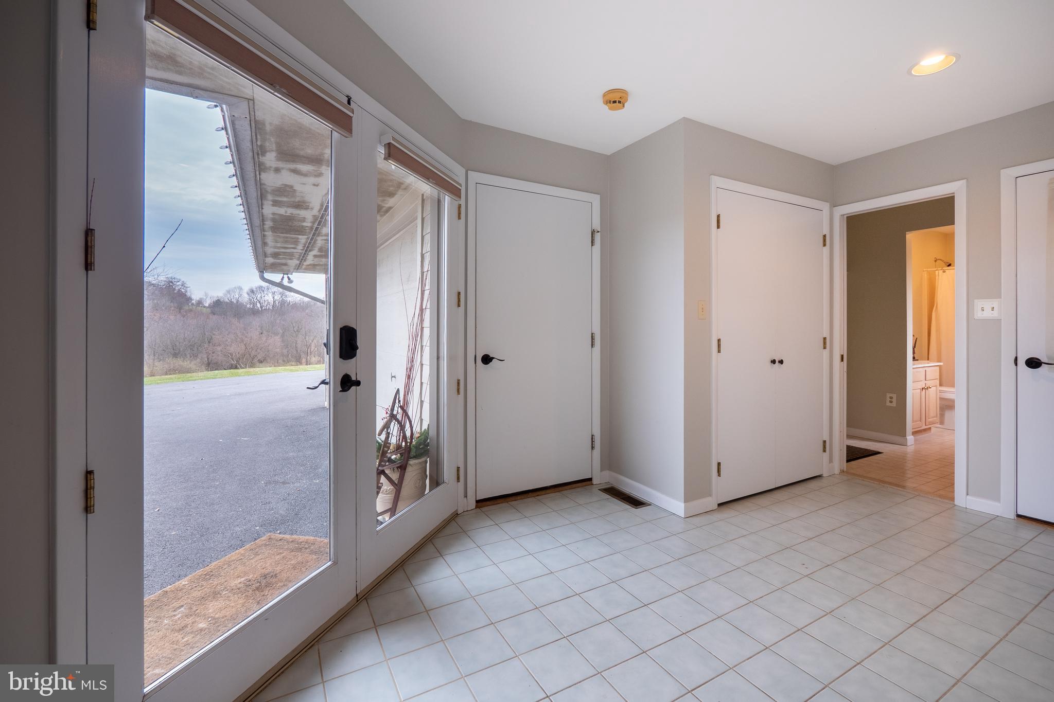8166 Valley Road Fogelsville, PA 18051 - Photo 29 of 46 Gallery Image 29