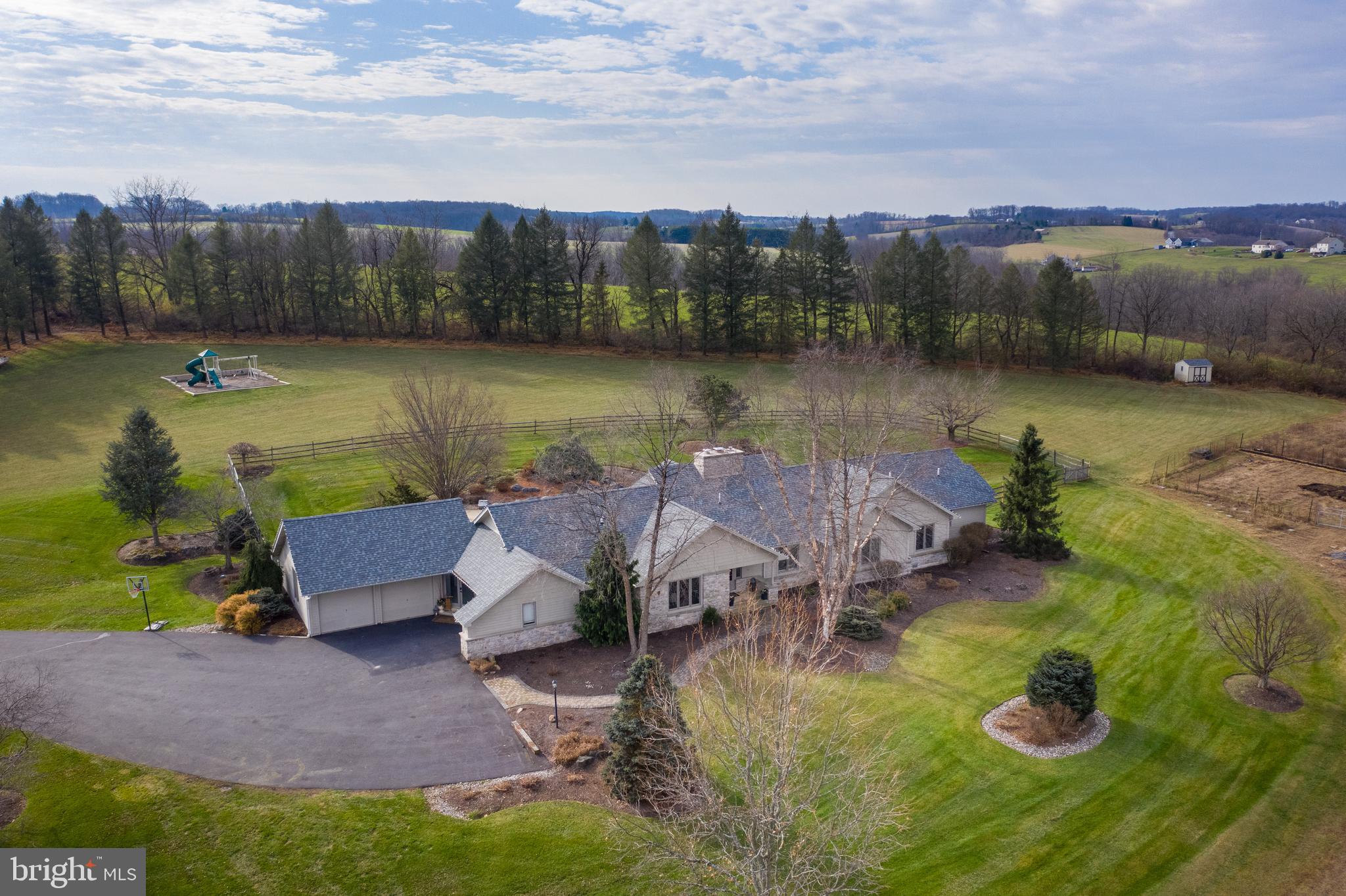 8166 Valley Road Fogelsville, PA 18051 - Photo 40 of 46 Gallery Image 40