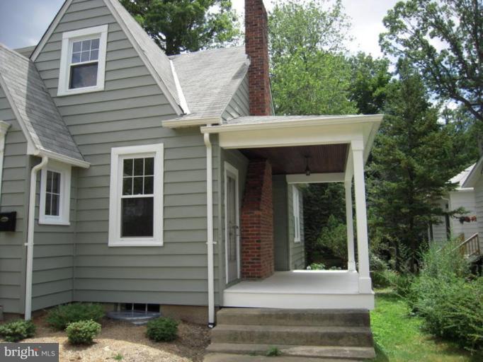 717 Dunkirk Road Baltimore, MD 21212 - Photo 18 of 18 Porch