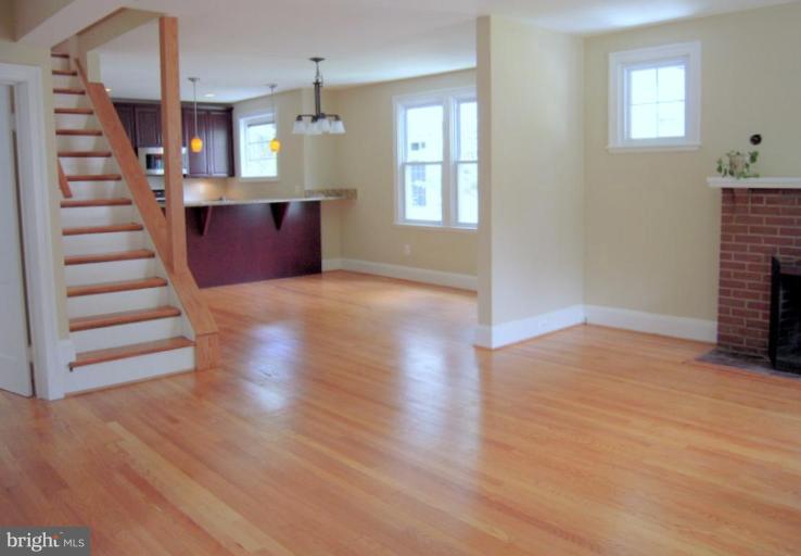 717 Dunkirk Road Baltimore, MD 21212 - Photo 3 of 18 Living Room #2