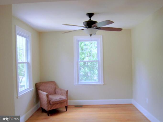 717 Dunkirk Road Baltimore, MD 21212 - Photo 4 of 18 Family Room