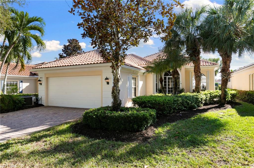 3812 Valentia Way Naples, FL 34119 - Photo 34 of 49