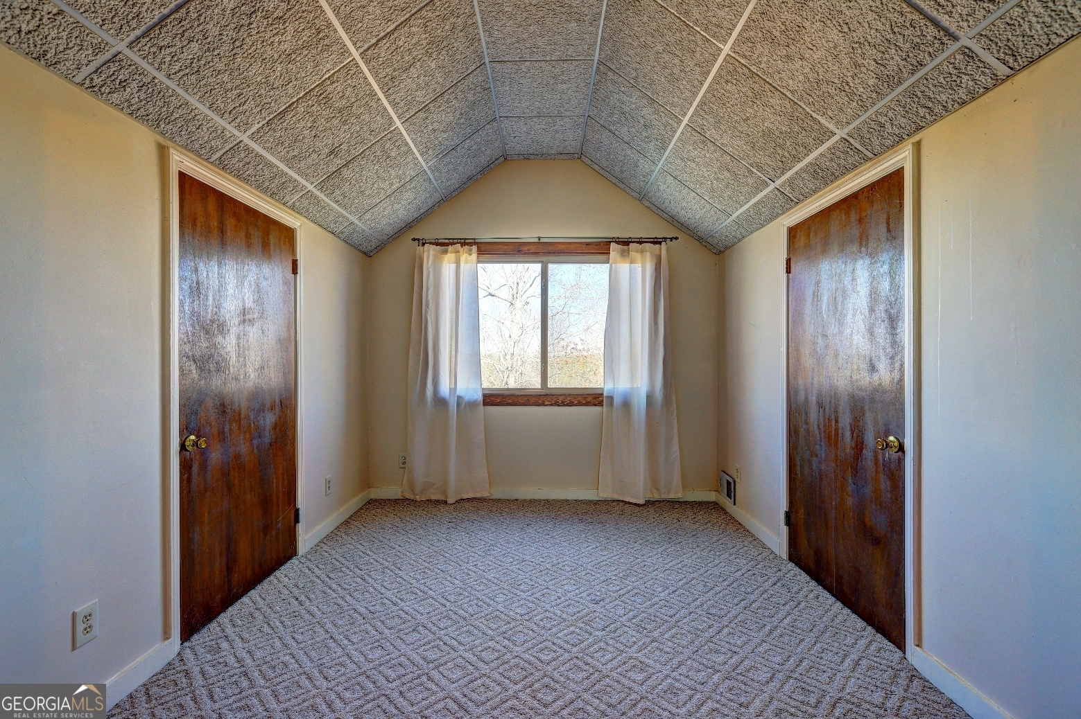 362 Brook Road Barnesville, GA 30204 - Photo 62 of 70 a view of entryway with wooden floor