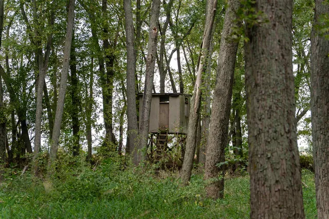 $225,000 | 3537-3577 North Iris Hill Road, Freeport, IL 61032