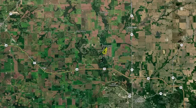 $225,000 | 3537-3577 North Iris Hill Road, Freeport, IL 61032