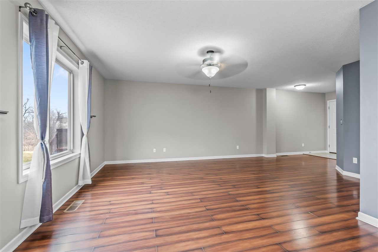 3551 Stoney Point Road Southwest Cedar Rapids, IA 52404 - Photo 5 of 26 Gallery Image 5