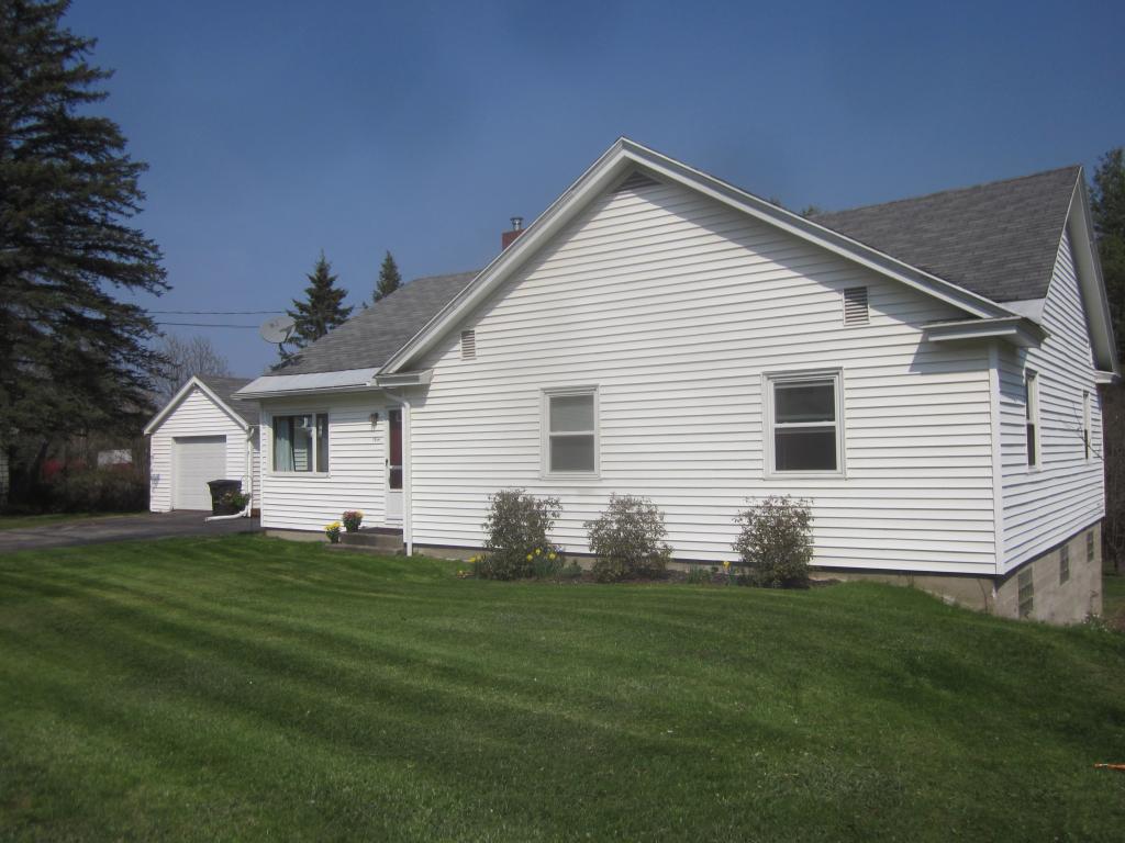 1854 Riverside Drive Berlin, NH 03570 - Photo 3 of 31