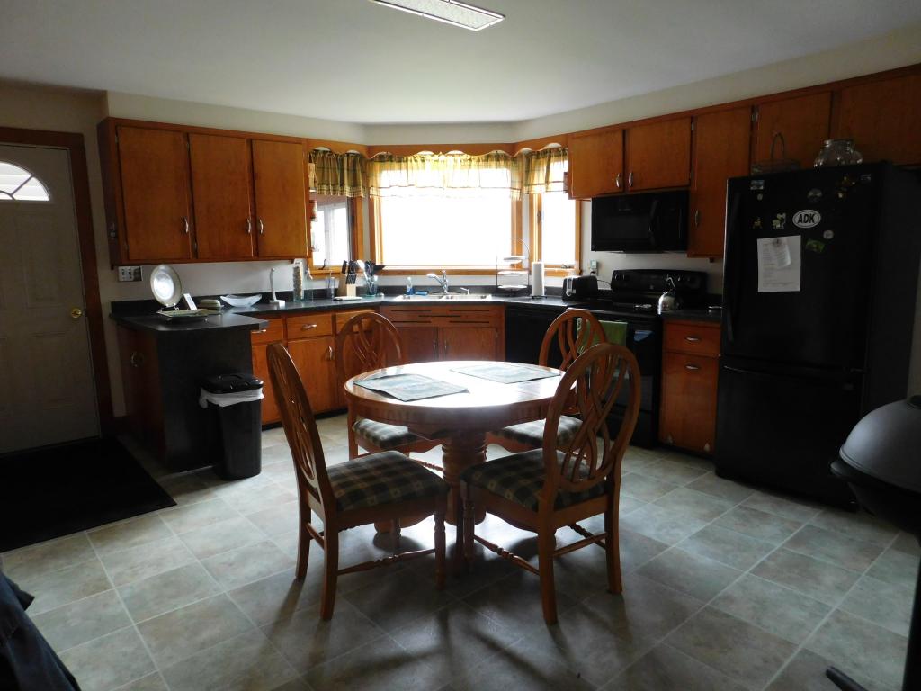 1854 Riverside Drive Berlin, NH 03570 - Photo 8 of 31