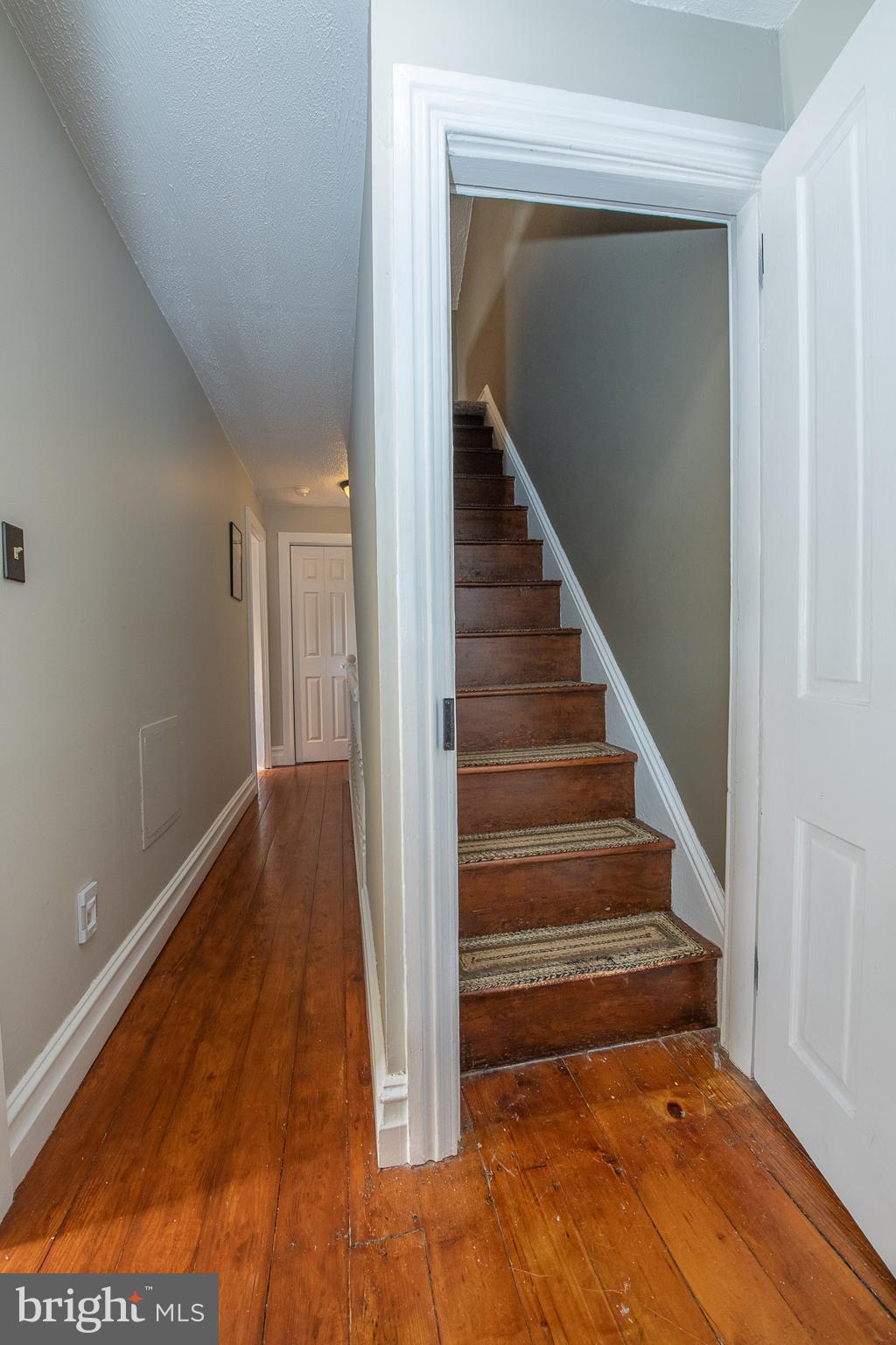 312 South Main Street Spring City, PA 19475 - Photo 20 of 28 Upstairs Hallway