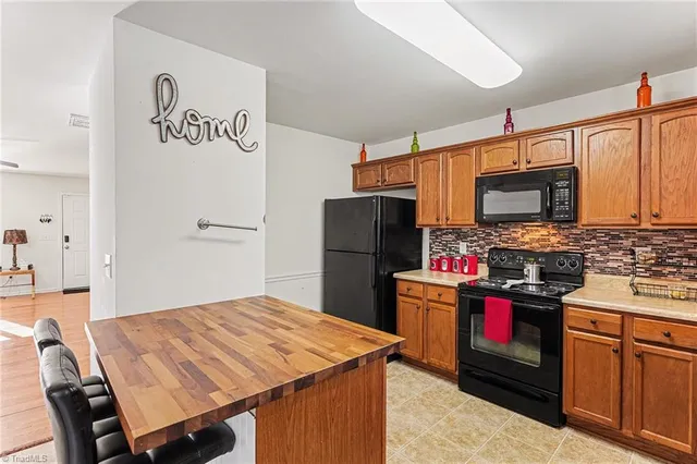 $244,999 | 3869 Hickswood Creek Drive, High Point, NC 27265