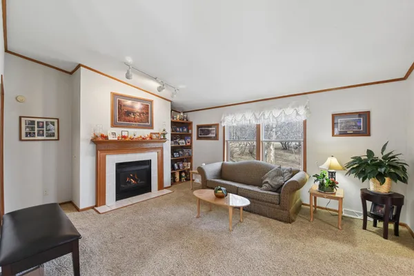 $399,900 | N8435 County Rd Y, Spring Valley, WI 54767