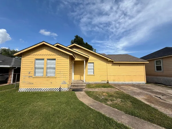 $1,300 | 3406 Milbrad Street, Houston, TX 77026