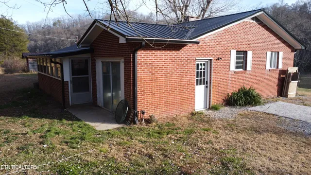 $339,000 | 7622 Tazewell Highway, Sneedville, TN 37869