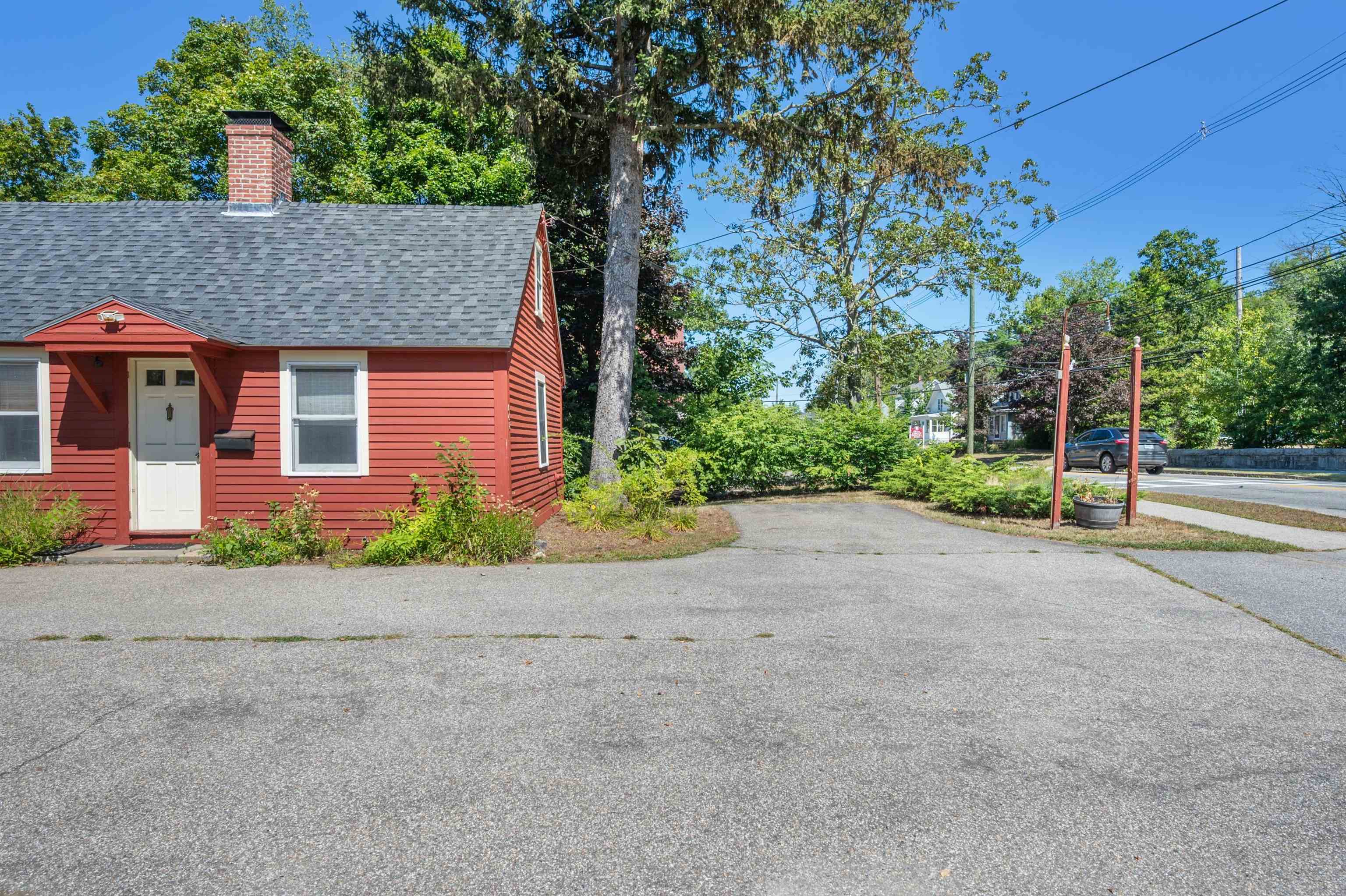 468 Union Avenue Laconia, NH 03246 - Photo 15 of 48