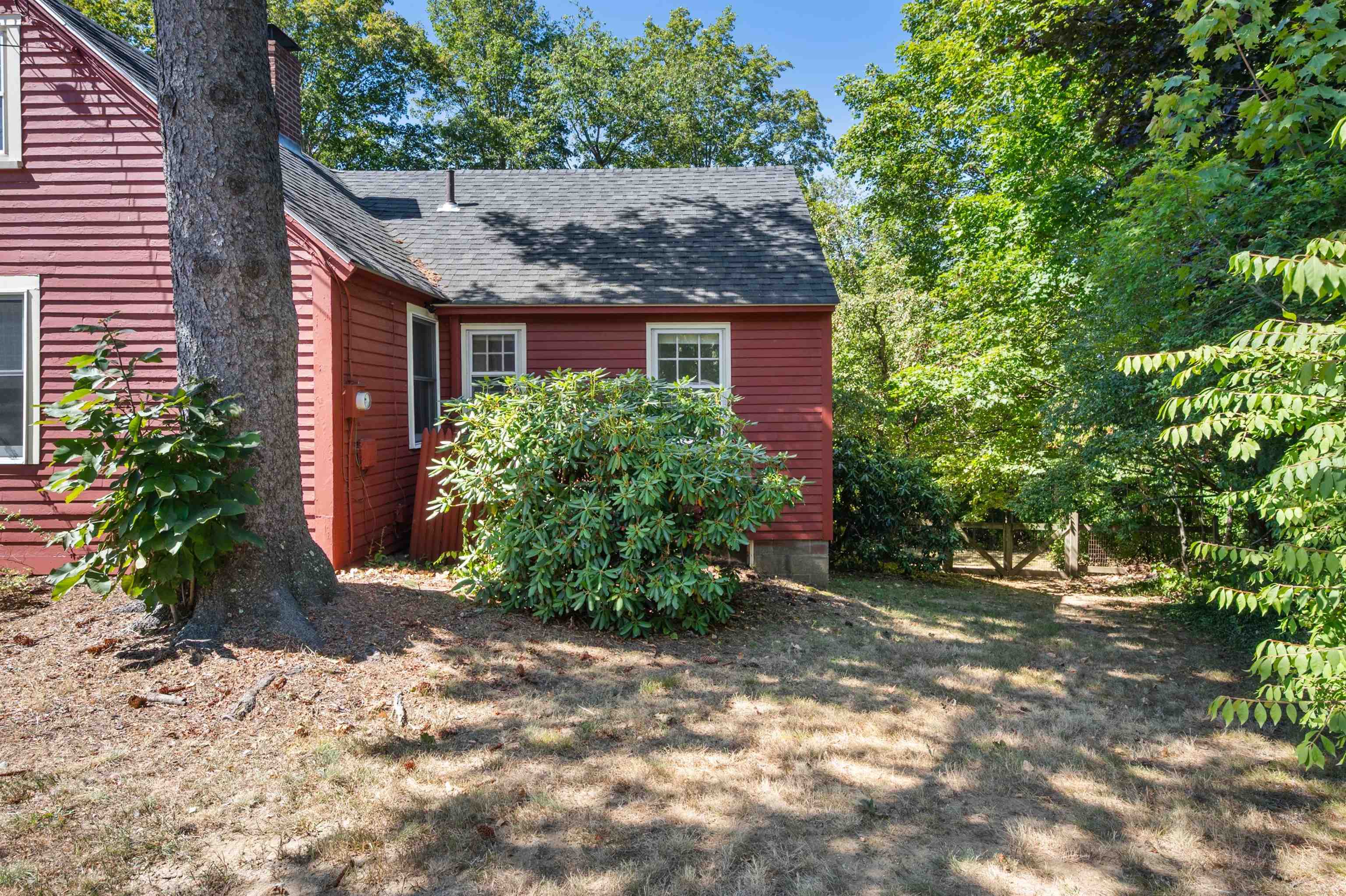 468 Union Avenue Laconia, NH 03246 - Photo 16 of 48