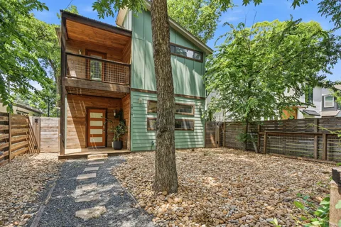 $4,500 | 2704 East 4th Street, Austin, TX 78702