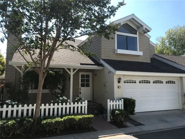 $4,250 | 4 Capstone, Unit 25, Irvine, CA 92606