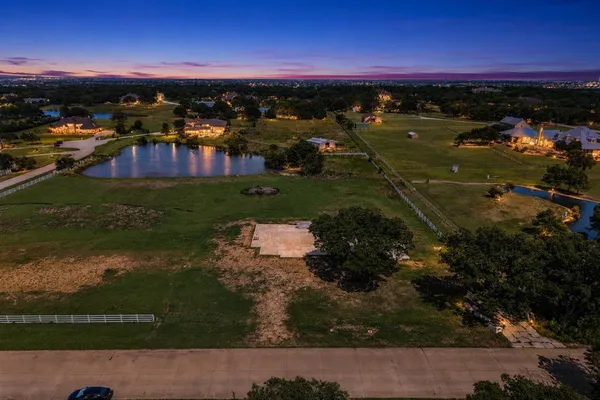 $949,000 | 1181 Fox Run, Bartonville, TX 76226