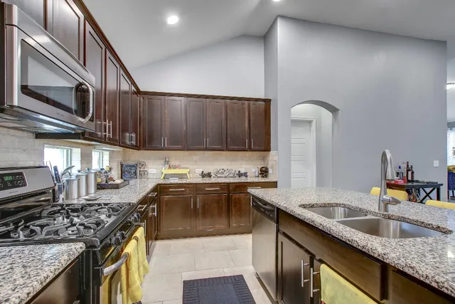 $2,350 | 16508 Pallazo Drive, Pflugerville, TX 78660