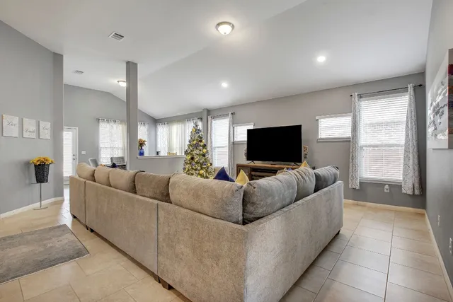 $2,350 | 16508 Pallazo Drive, Pflugerville, TX 78660