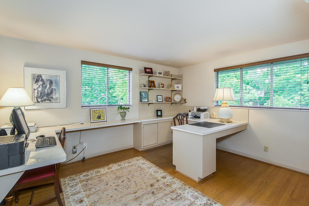 4265 Camborne Road Columbus, OH 43220 - Photo 23 of 50