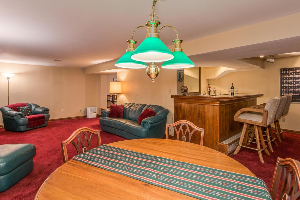 4265 Camborne Road Columbus, OH 43220 - Photo 7 of 50