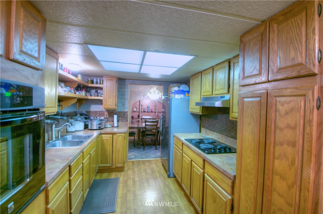 5729 180th Avenue Southwest Rochester, WA 98579 - Photo 12 of 25