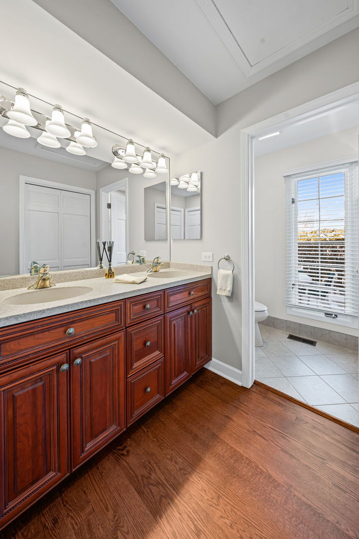 1427 West Shire Circle Inverness, IL 60067 - Photo 15 of 29