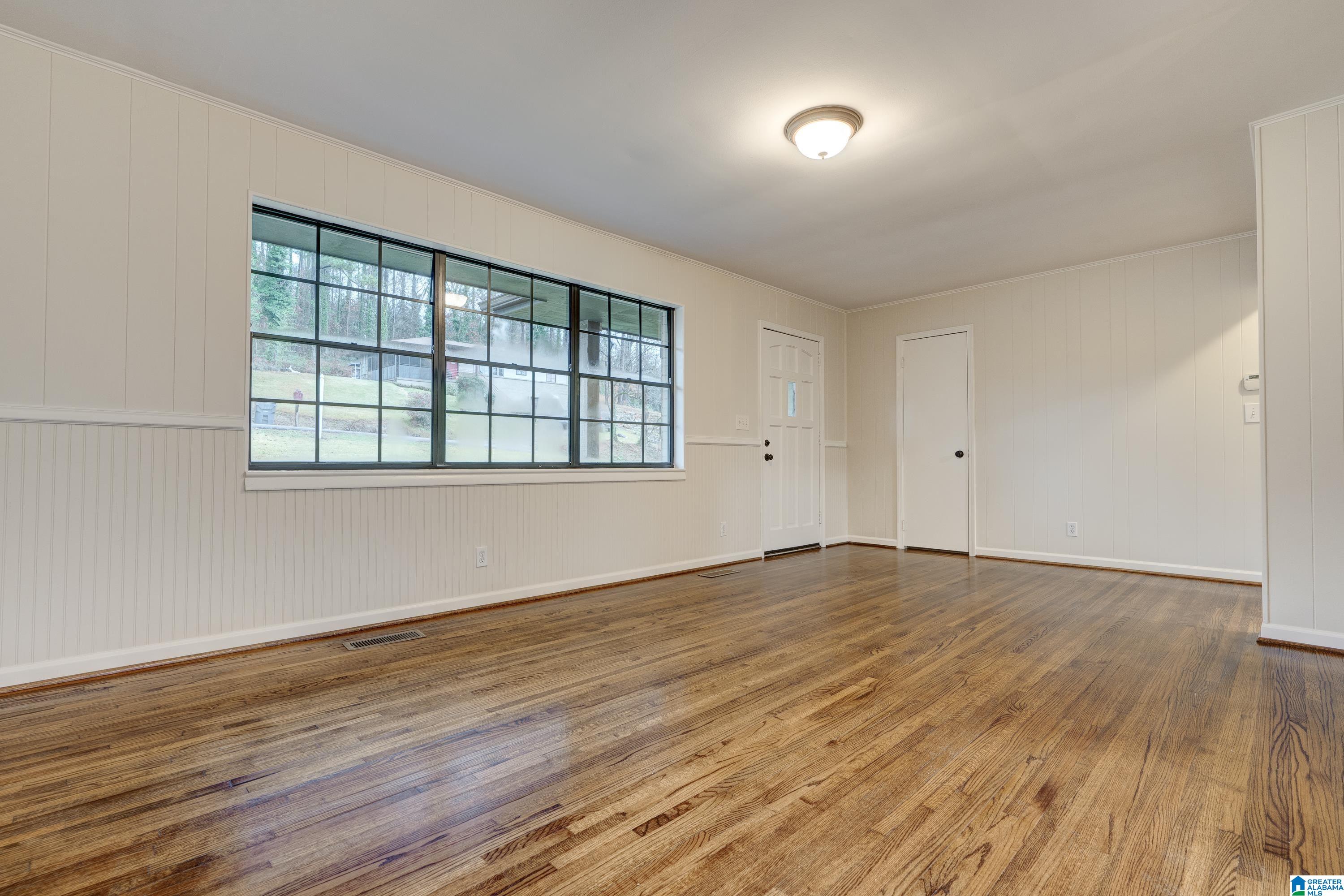 3353 Mountainside Road Birmingham, AL 35243 - Photo 4 of 33