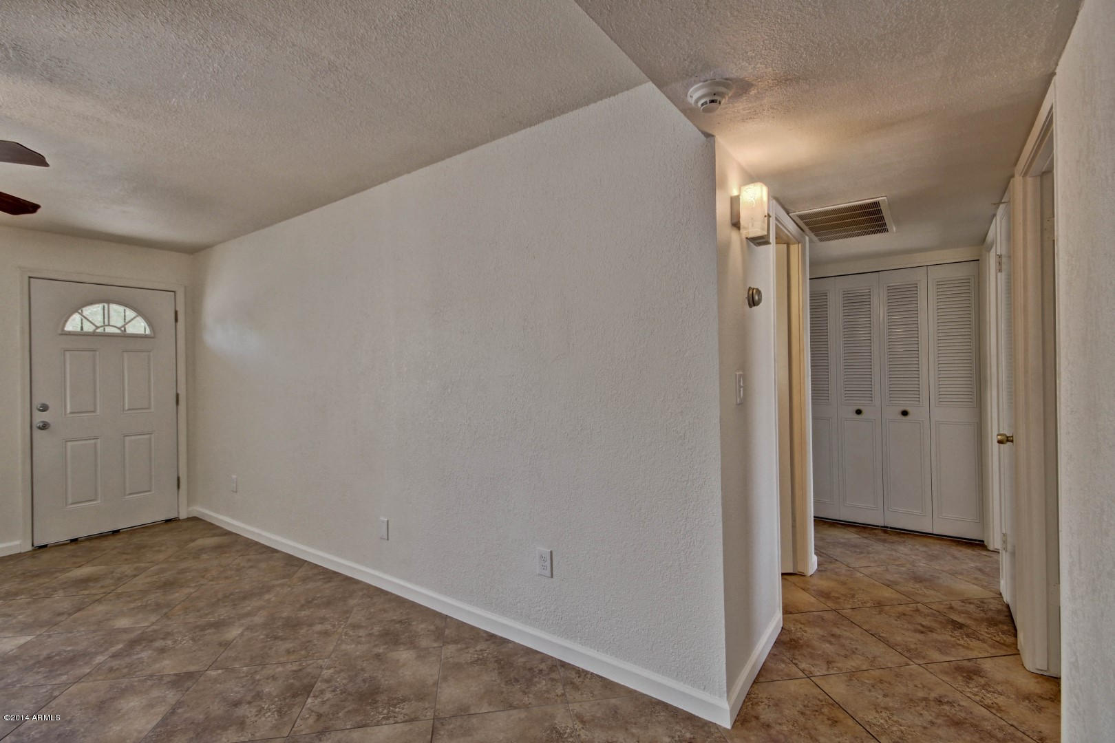 4 East Rice Drive Tempe, AZ 85283 - Photo 11 of 26 hall way