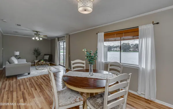 $230,000 | 423 Lakebend Place, Brandon, MS 39042