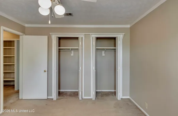 $230,000 | 423 Lakebend Place, Brandon, MS 39042